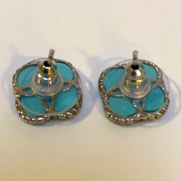 Elegant Sterling Silver Turquoise Clover Earrings - Picture 2 of 4